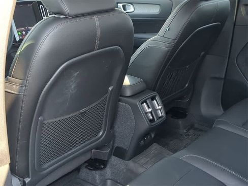 Used 2026 Volvo XC40 B5 Core w/ Protection Package Premier image 17