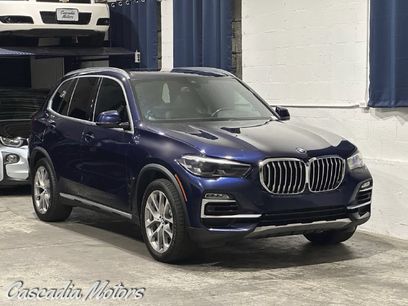 Used 2019 BMW X5 xDrive40i w/ Premium Package 2