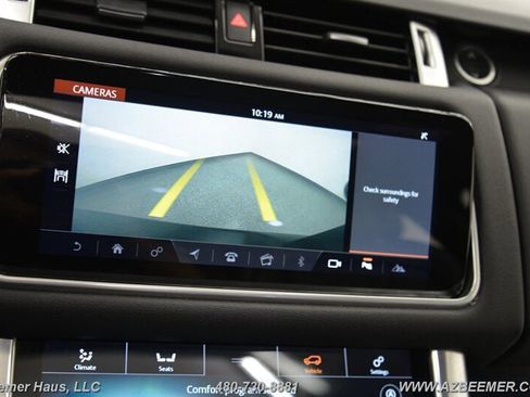 Used 2019 Land Rover Range Rover Sport HSE image 32