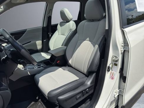 Used 2019 Subaru Forester Premium AWD/4WD image 14