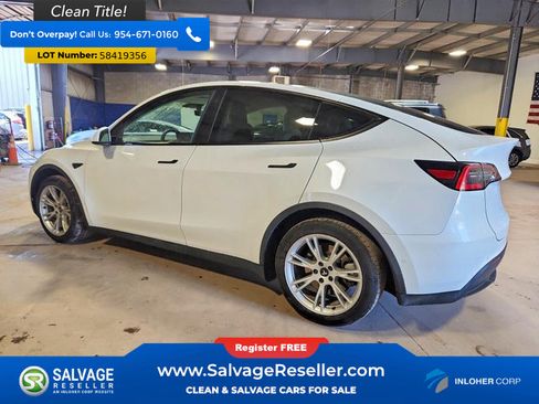 Used 2021 Tesla Model Y 2WD image 3
