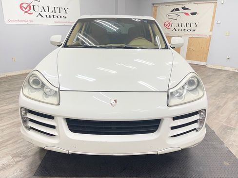 Used 2009 Porsche Cayenne AWD/4WD image 4