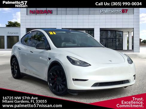 Used 2021 Tesla Model Y Performance AWD/4WD image 1