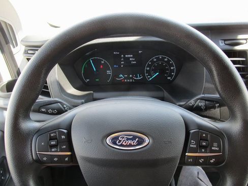 Used 2025 Ford E-Transit Low Roof w/ Load Area Protection Package image 21