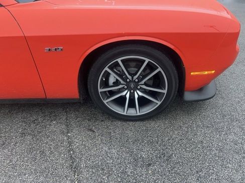 Used 2023 Dodge Challenger R/T w/ Plus Package image 5