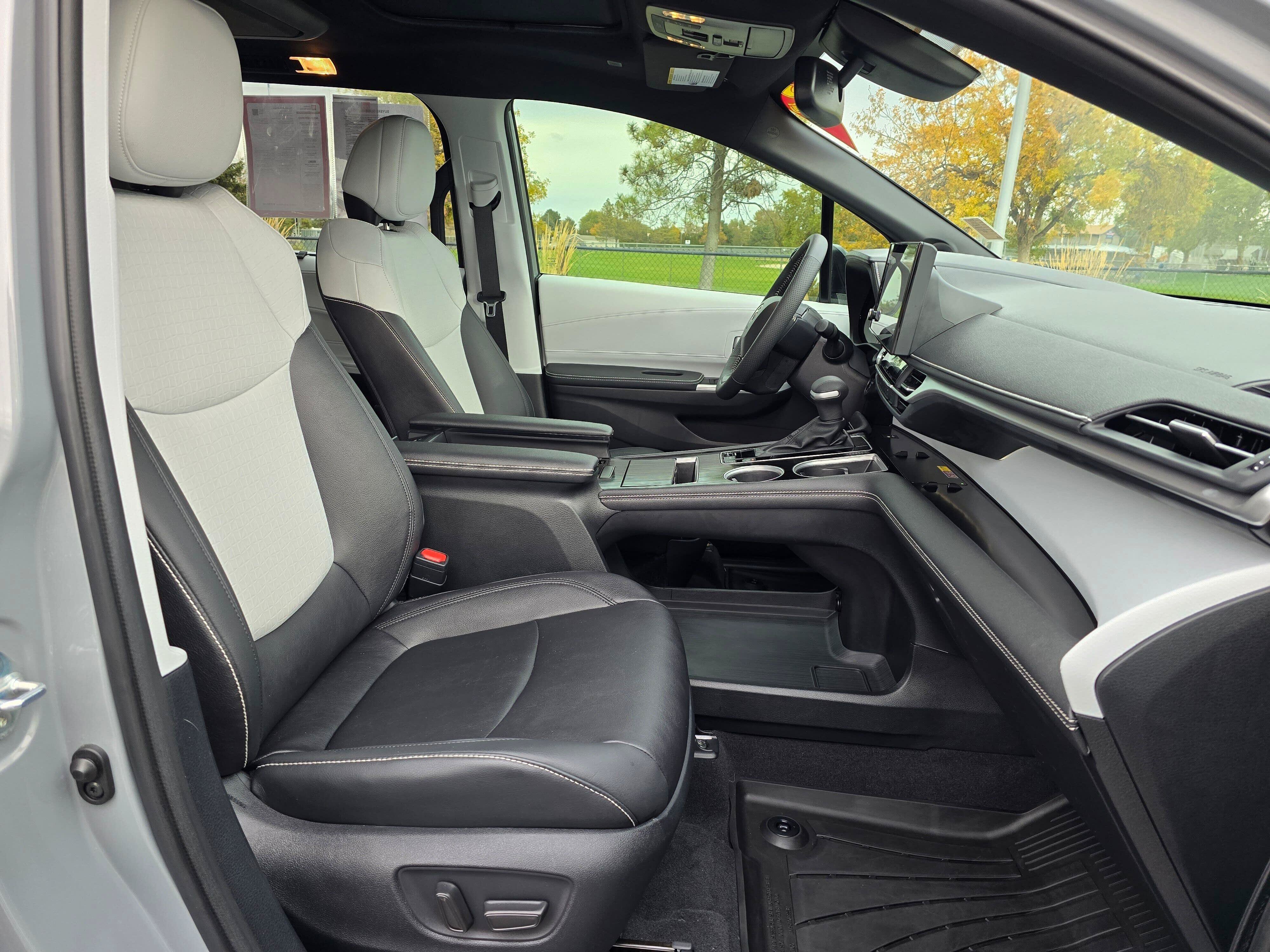 Certified 2026 Toyota Sienna XSE AWD/4WD image 9