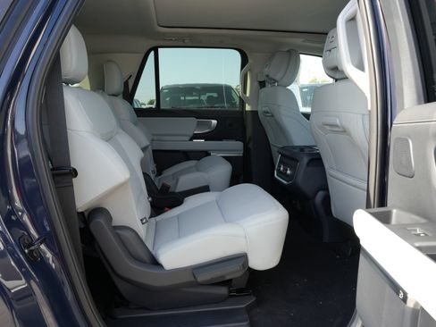 New 2027 Ford Expedition Max Platinum AWD/4WD image 22