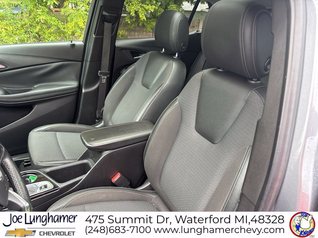 Used 2020 Buick Encore GX Preferred w/ Cold Weather Comfort Package FWD image 14