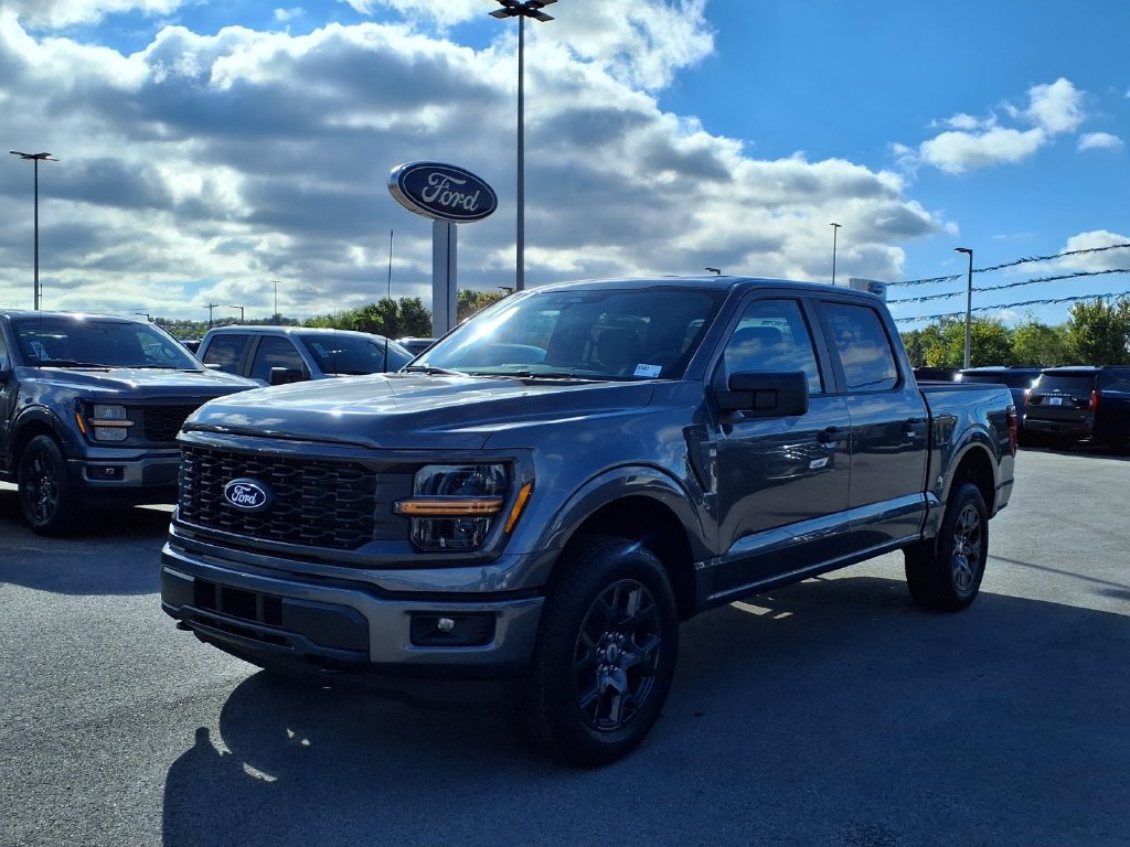 New 2026 Ford F150 STX w/ Equipment Group 200A AWD/4WD image 9