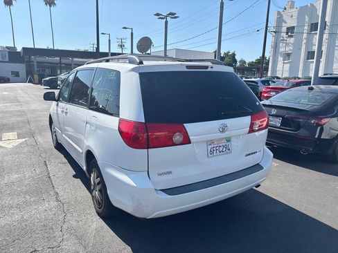 Used 2008 Toyota Sienna LE FWD image 6