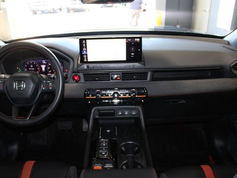 Used 2026 Honda Passport TrailSport image 14