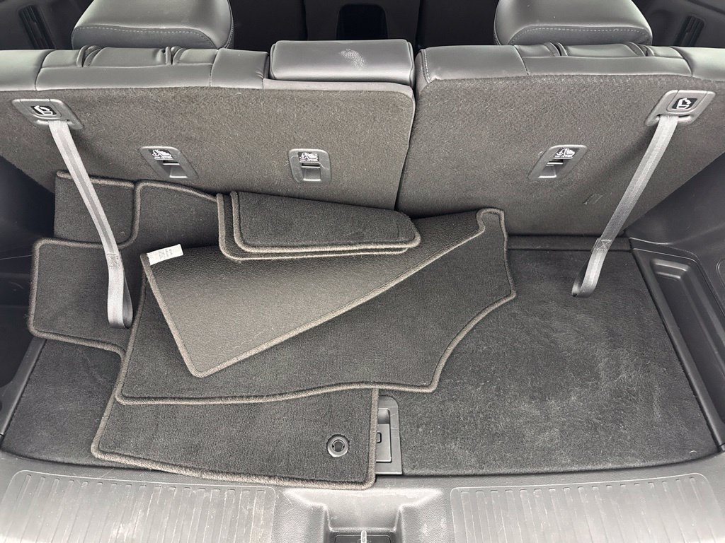 Certified 2025 Honda Pilot Touring image 37