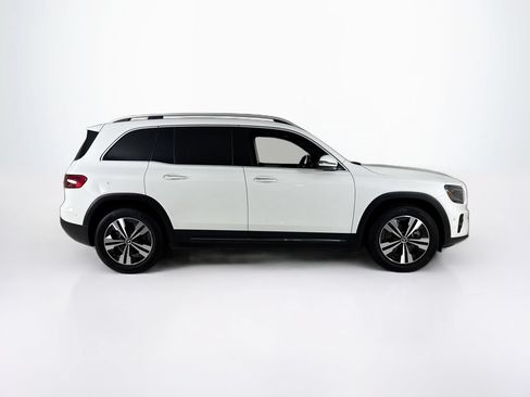 Used 2025 Mercedes-Benz GLB 250 image 6