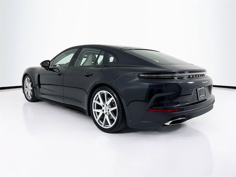 New 2026 Porsche Panamera image 3