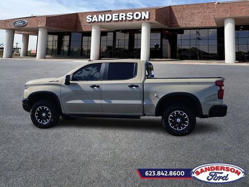 Used 2023 Chevrolet Silverado 1500 ZR2 w/ Technology Package image 6