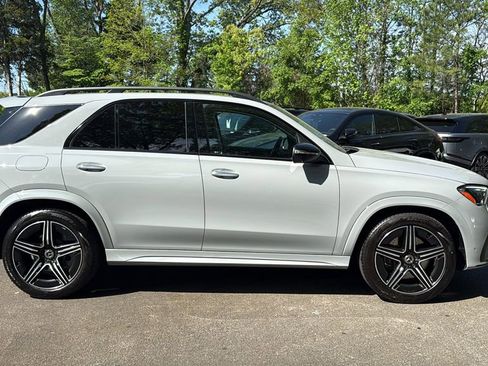 Certified 2025 Mercedes-Benz GLE 350 4MATIC image 3