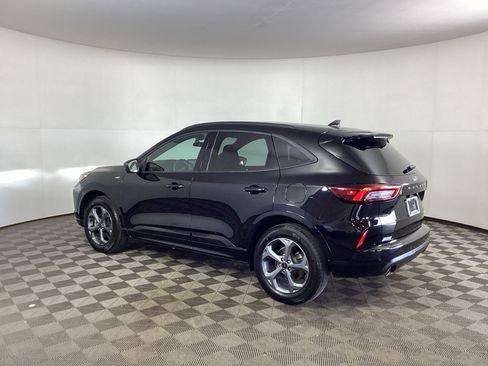 Used 2024 Ford Escape ST-Line w/ Tech Pack #1 AWD/4WD image 4