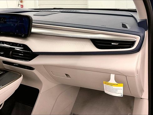 Used 2025 Buick Enclave Avenir w/ Super Cruise Package AWD/4WD image 19