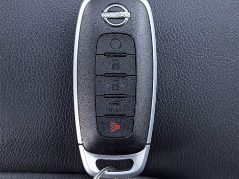 Used 2024 Nissan Pathfinder SL w/ SL Premium Package image 33