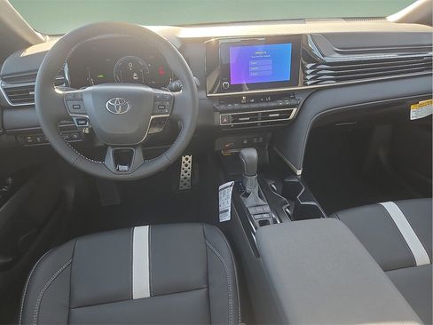 New 2026 Toyota Camry SE image 15