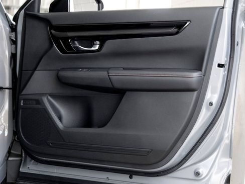 Used 2025 Honda CR-V Sport Touring image 25
