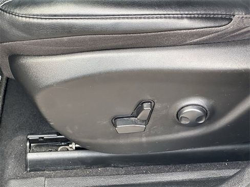 Used 2023 Jeep Cherokee Altitude Lux image 21