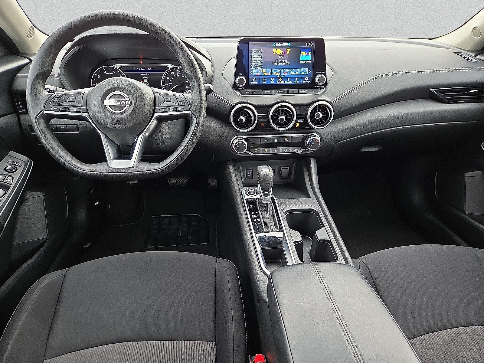Used 2025 Nissan Sentra SV FWD image 11