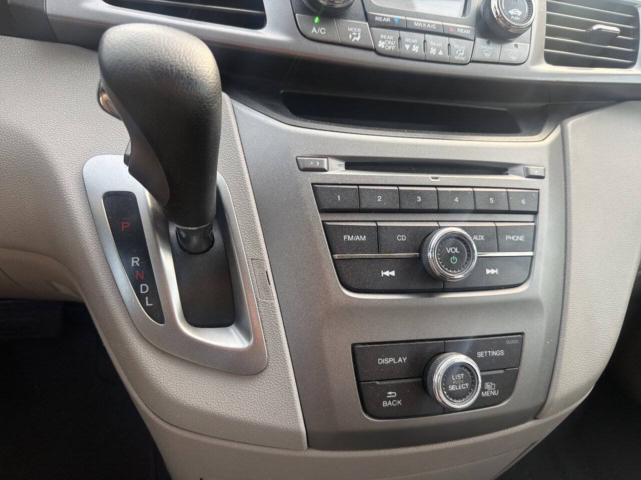 Used 2014 Honda Odyssey LX image 18