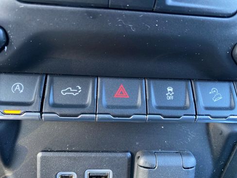 Used 2021 GMC Sierra 1500 Elevation w/ X31 Off-Road Package image 13