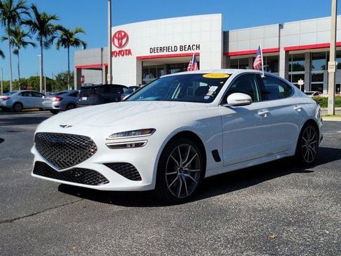 Used 2025 Genesis G70 2.5T RWD image 2
