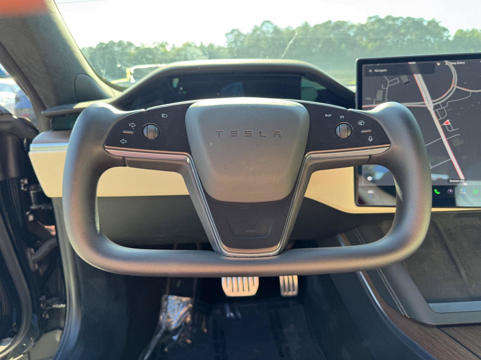 Used 2022 Tesla Model S Standard Range AWD/4WD image 3