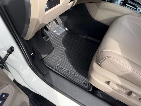 Used 2016 Honda Pilot EX-L image 12