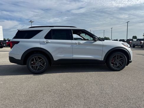 New 2026 Ford Explorer ST w/ Sun And Sound Package AWD/4WD image 8