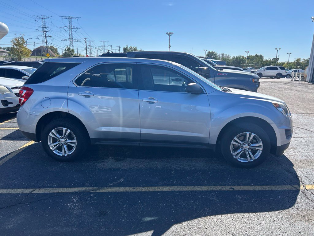Used 2016 Chevrolet Equinox LS FWD image 3