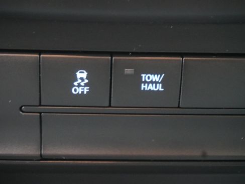 Used 2019 RAM 1500 Tradesman w/ Popular Equipment Group AWD/4WD image 18