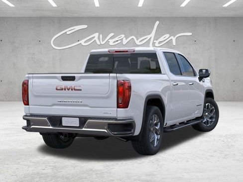 New 2026 GMC Sierra 1500 SLT image 4