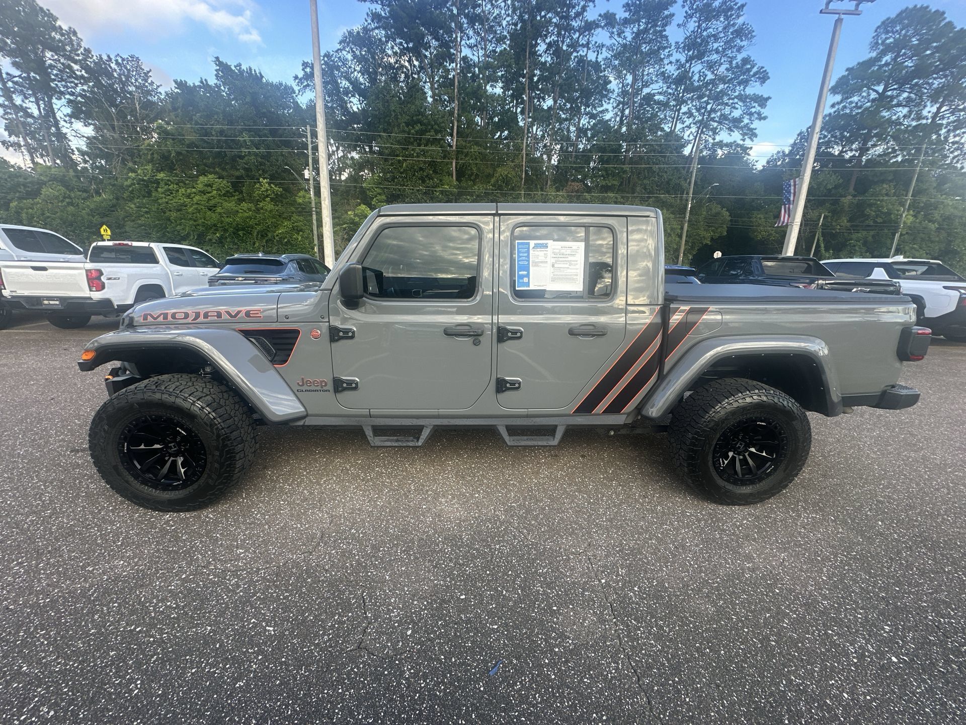 Used 2022 Jeep Gladiator Mojave w/ LED Lighting Group AWD/4WD image 13