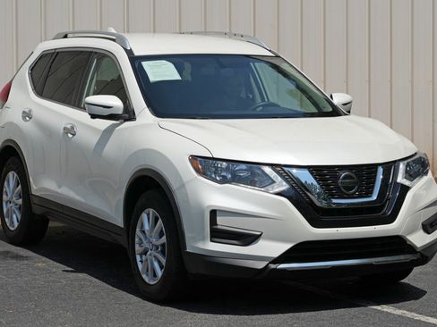 Used 2018 Nissan Rogue SV w/ Premium Package AWD/4WD image 50