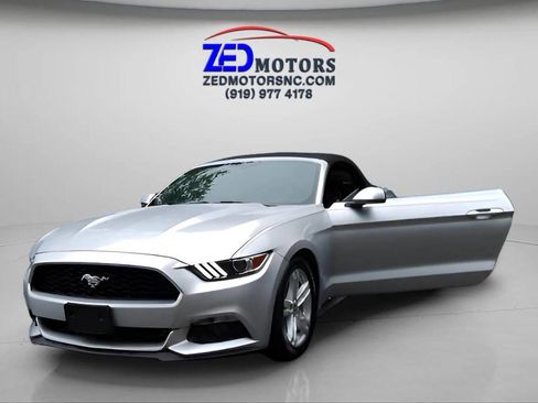 Used 2015 Ford Mustang Premium image 53