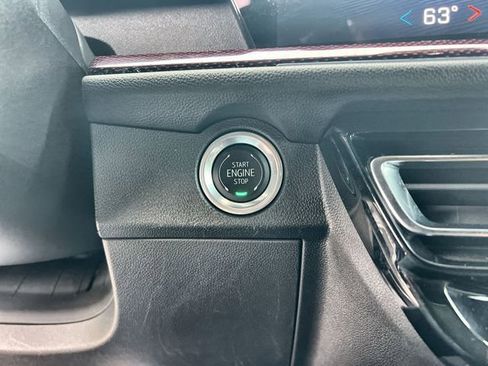 Used 2025 Chevrolet Traverse Z71 w/ Enhanced Driving Package image 16