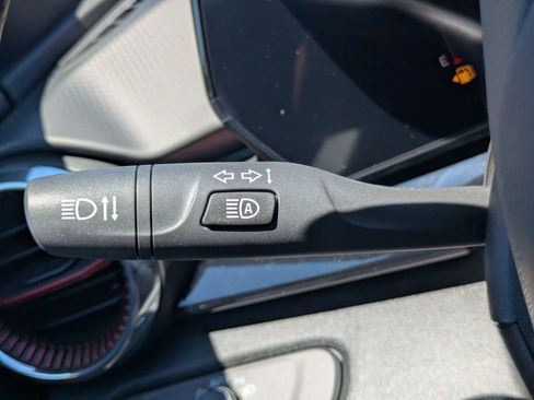 New 2026 Chevrolet Trax RS w/ Sunroof Package FWD image 17