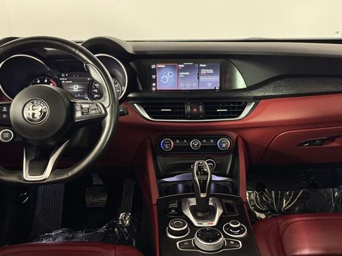 Used 2021 Alfa Romeo Stelvio Sprint w/ Nero Edizione RWD image 32