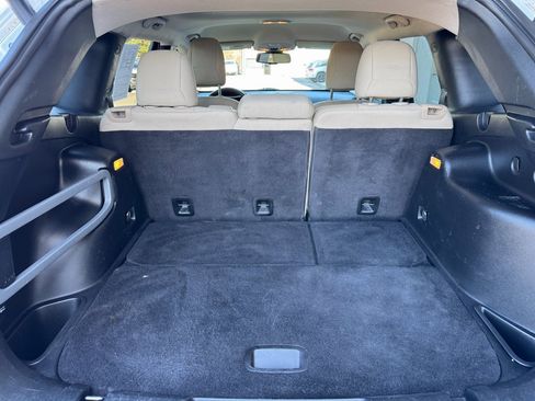 Used 2017 Jeep Cherokee Latitude w/ Comfort/Convenience Group image 9