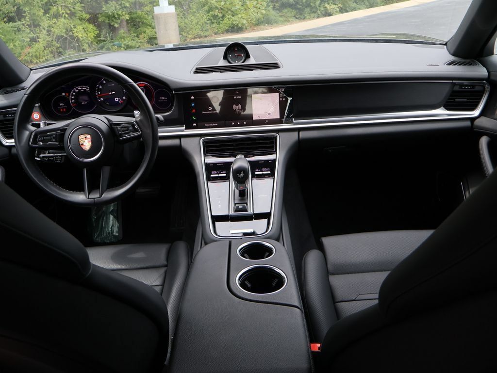 Certified 2023 Porsche Panamera 4 Platinum Edition AWD/4WD image 19