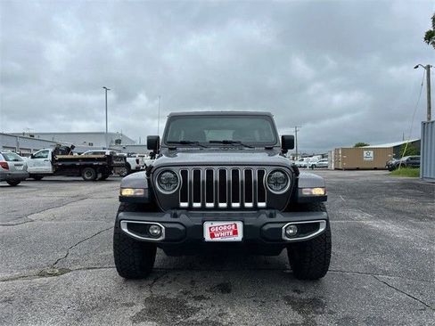 Used 2020 Jeep Wrangler Unlimited Sahara image 9