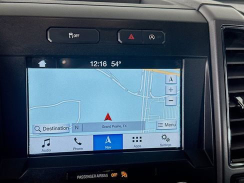 Used 2018 Ford F150 XLT w/ Equipment Group 302A Luxury image 22