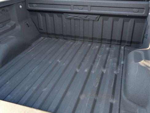 Used 2018 Chevrolet Colorado ZR2 w/ ZR2 Midnight Special Edition image 14