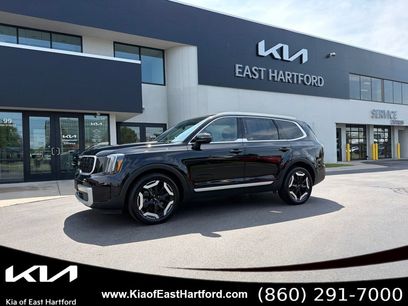 Certified 2024 Kia Telluride EX w/ EX Captain's Chair Package