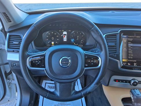 Used 2016 Volvo XC90 T5 Momentum image 27