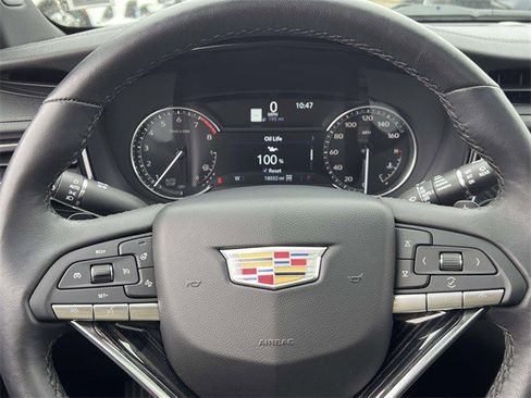 Certified 2025 Cadillac XT6 Premium Luxury image 30